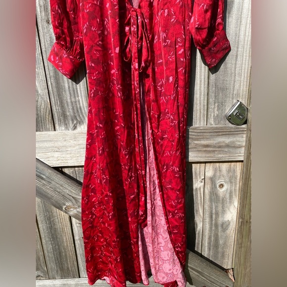 Aakaa Red Floral Maxi Cover Up NWT - Picture 2 of 11
